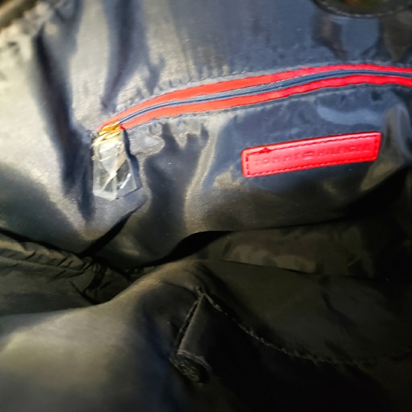 NWOT Tommy Hilfiger oversized shoulder/tote bag - Picture 8 of 9